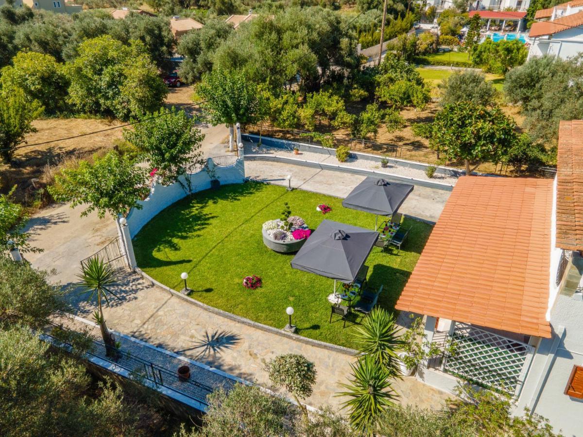 Afroditi Holiday Home - Yellow Apartment Svoronata Zewnętrze zdjęcie
